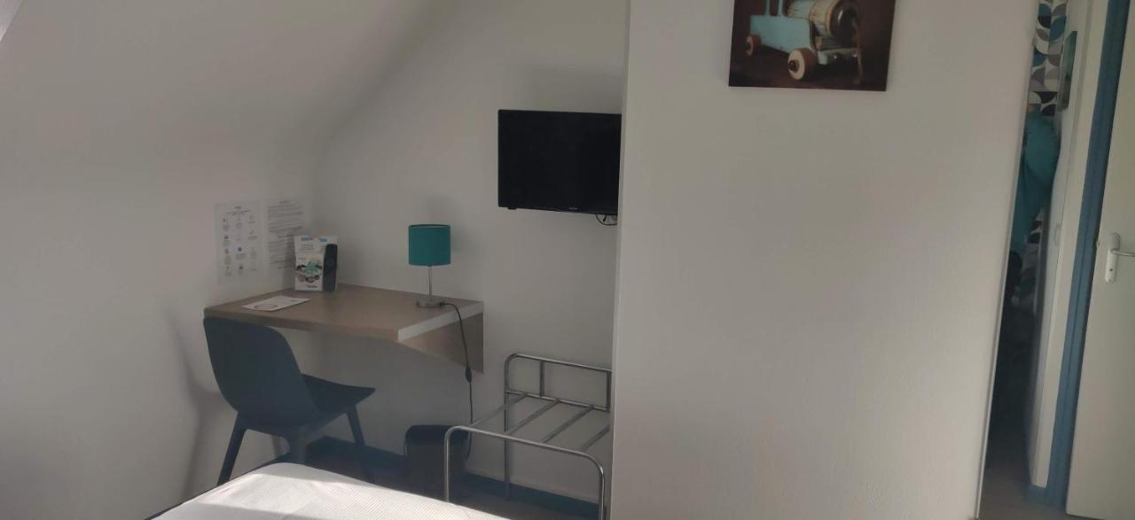 Contact Hotel - Hotel Le Lion D'Or Lamballe Esterno foto