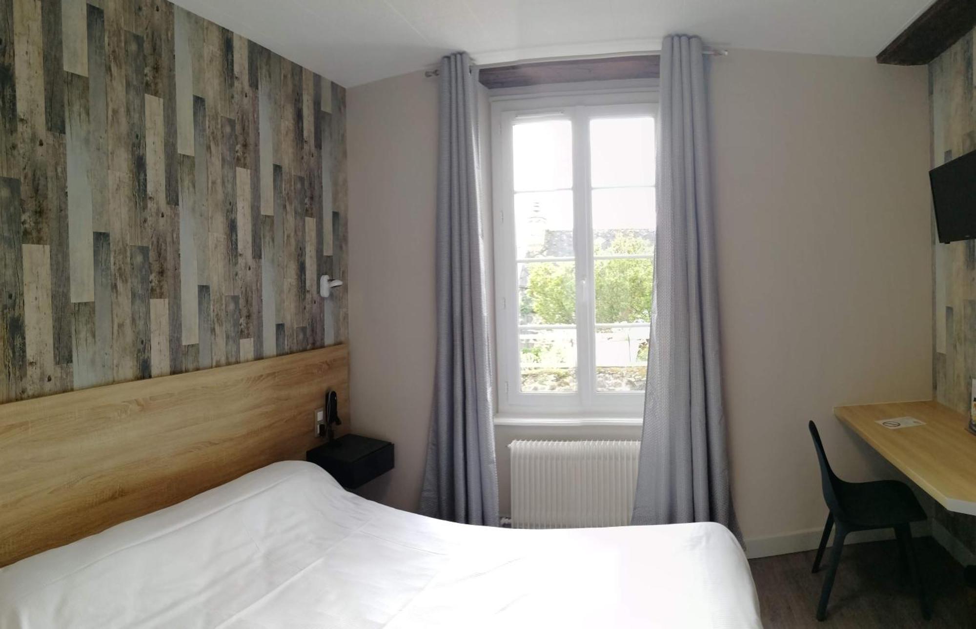 Contact Hotel - Hotel Le Lion D'Or Lamballe Esterno foto