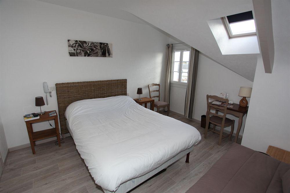 Contact Hotel - Hotel Le Lion D'Or Lamballe Esterno foto