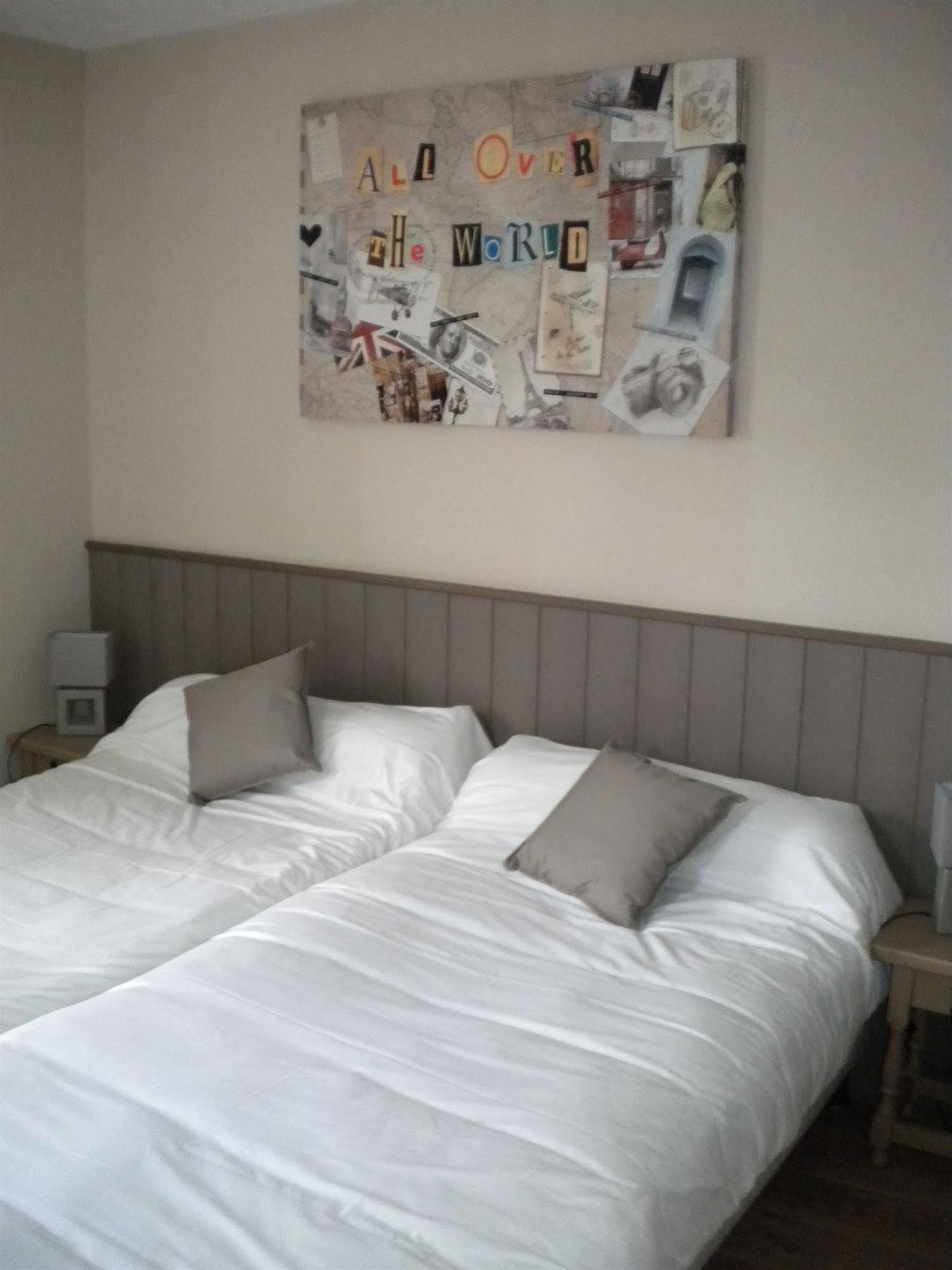 Contact Hotel - Hotel Le Lion D'Or Lamballe Esterno foto