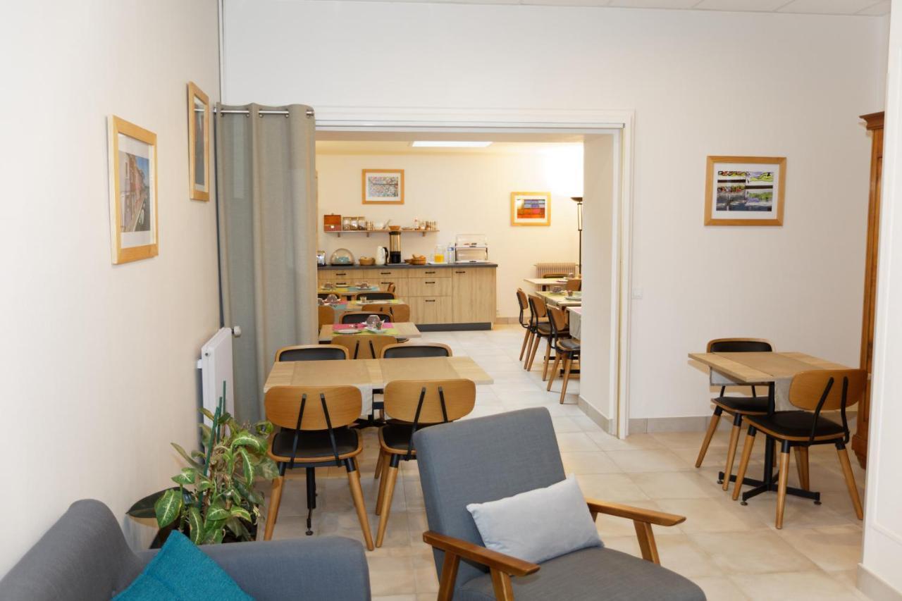 Contact Hotel - Hotel Le Lion D'Or Lamballe Esterno foto