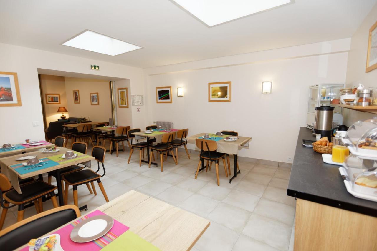 Contact Hotel - Hotel Le Lion D'Or Lamballe Esterno foto